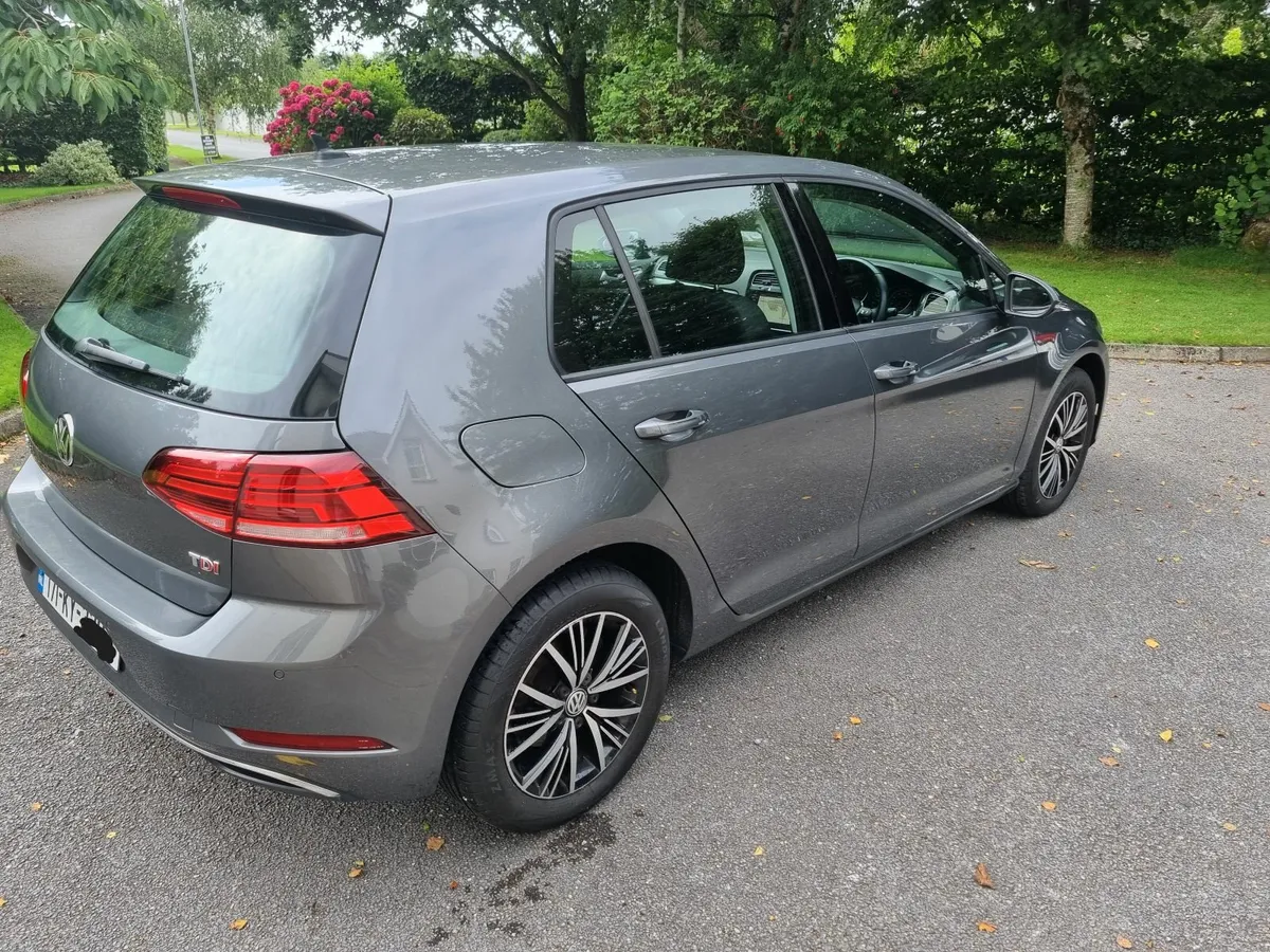 2017 Volkswagen Golf SE Bluemotion 1.6 TDI 115 PS - Image 3