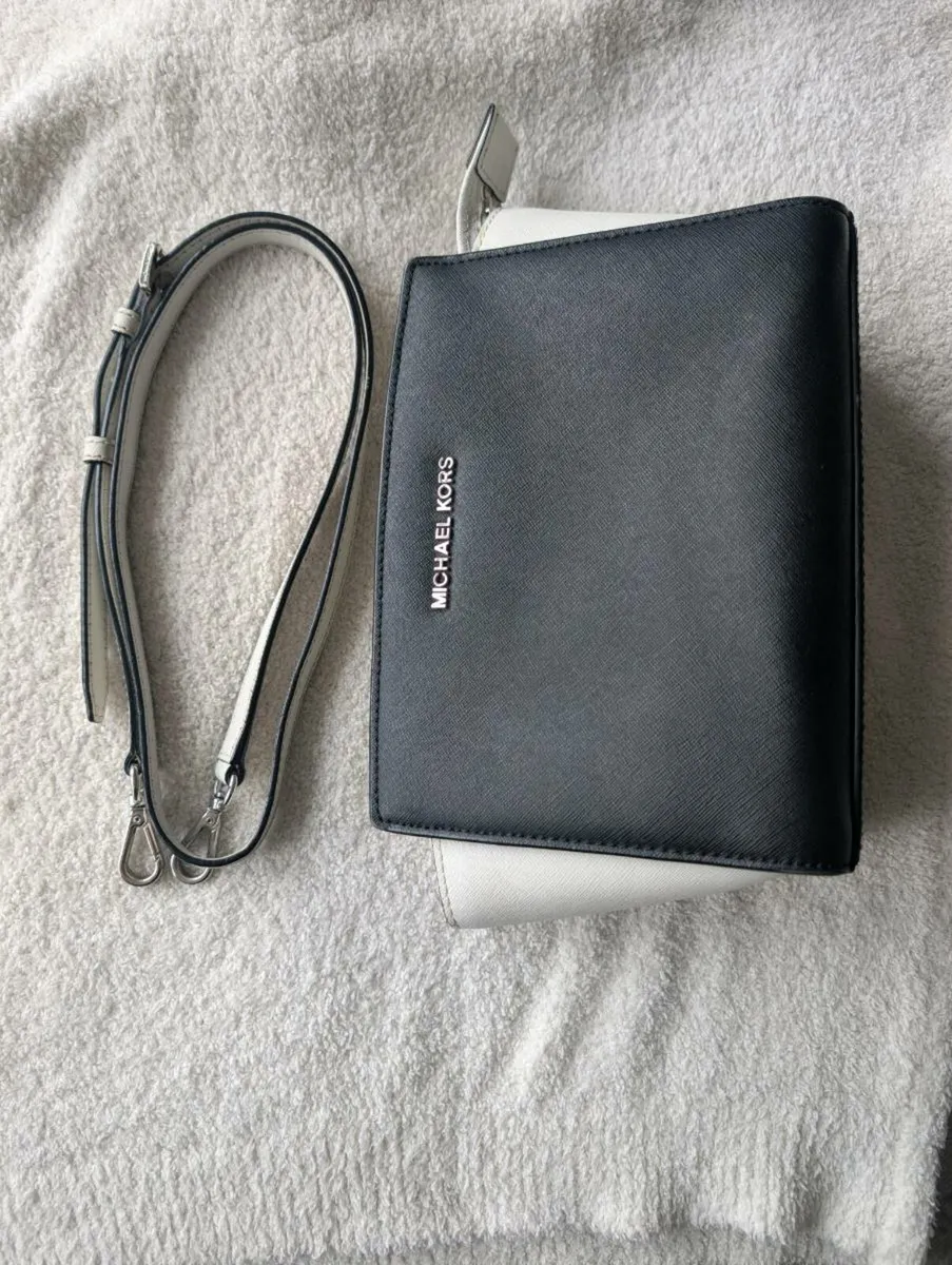 Michael Kors handbag - Image 3
