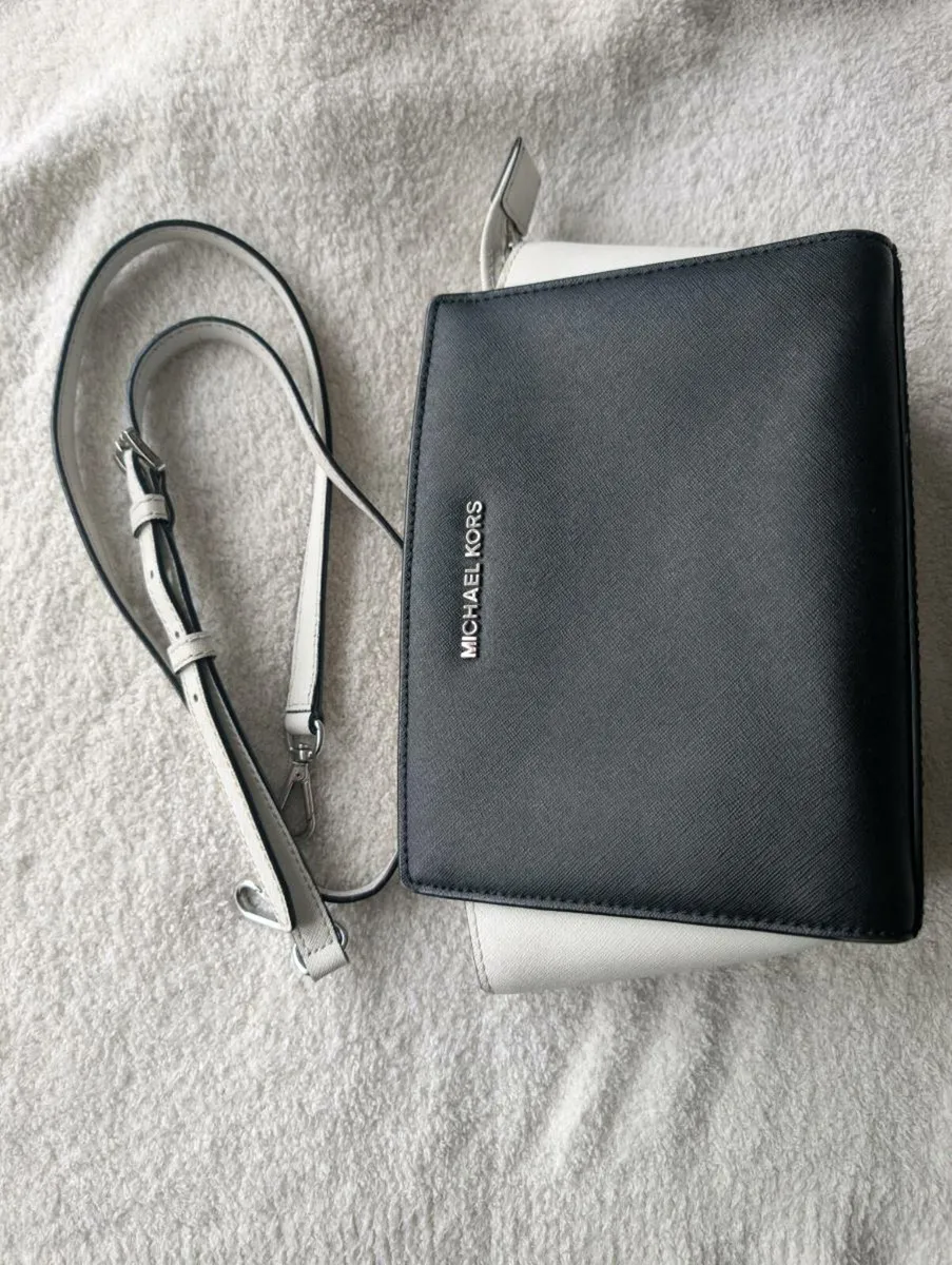 Michael Kors handbag - Image 1