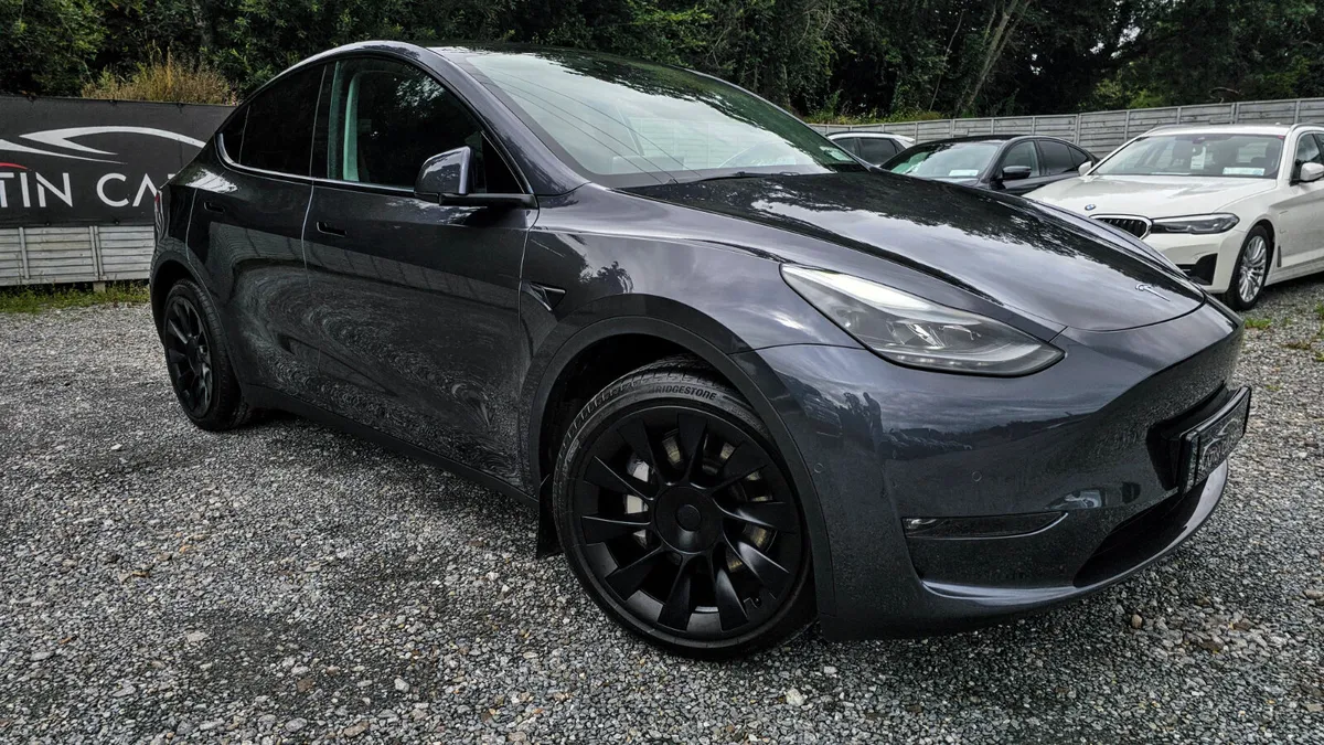 🔥 2023 Tesla Model Y Long Range AWD Grey - Image 3