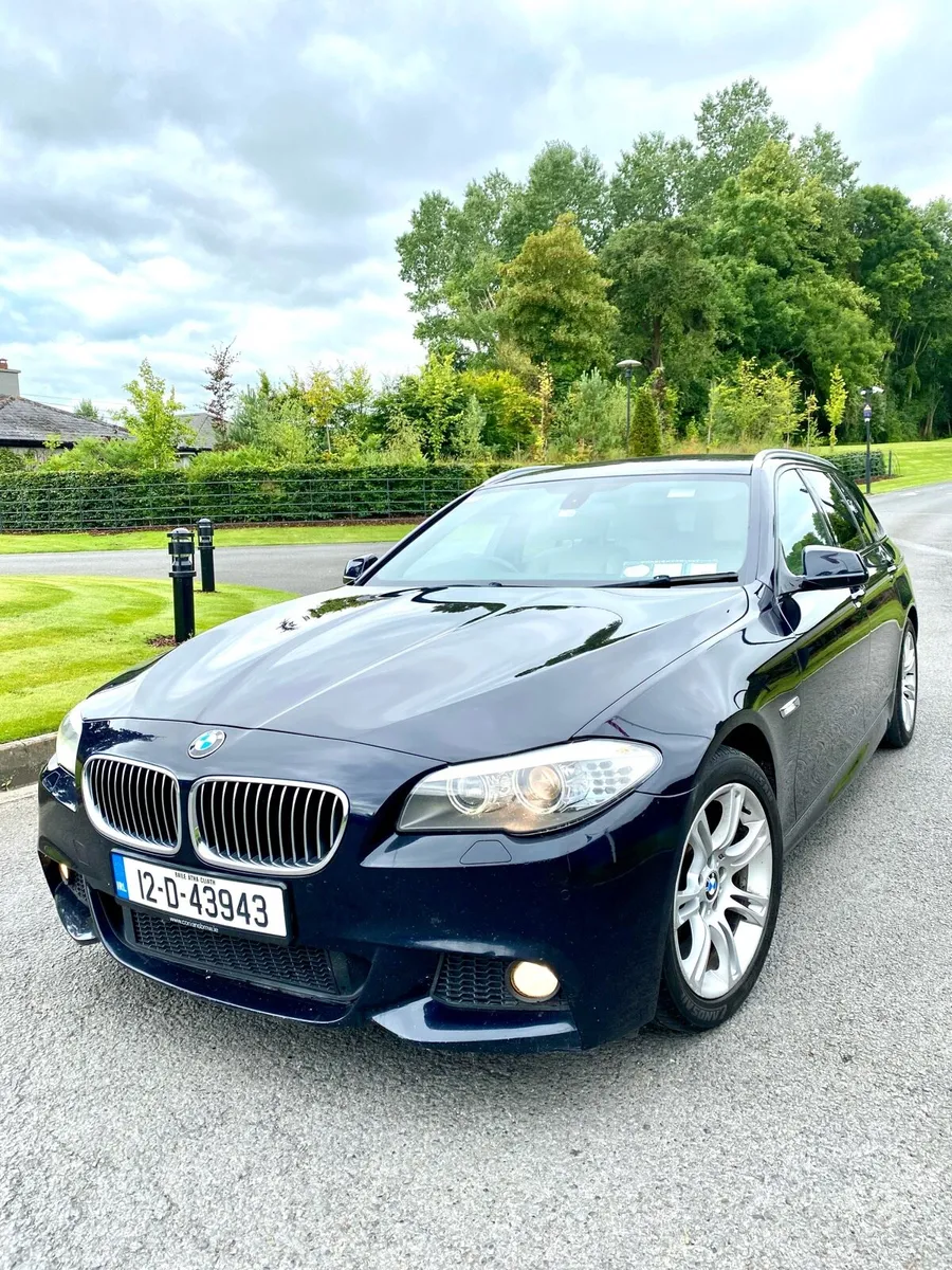 BMW 520d M Sport Touring Estate - Image 2
