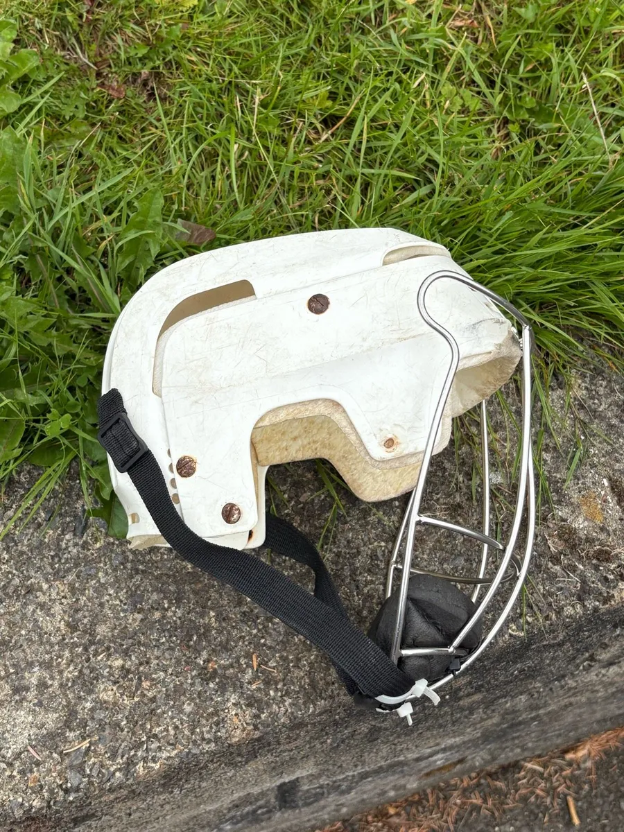 Cooper Helmet - old Style - Image 2