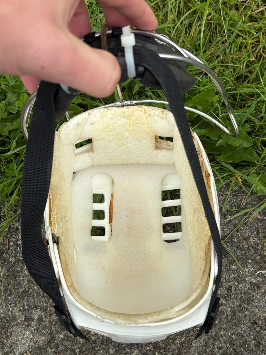 Cooper Helmet - old Style - Image 3