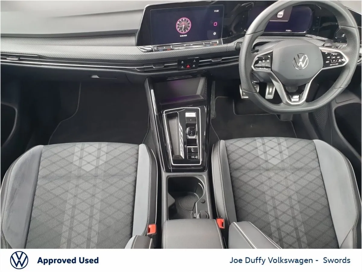 Volkswagen Golf 2.0 TDI 150HP R-line DSG - Image 3