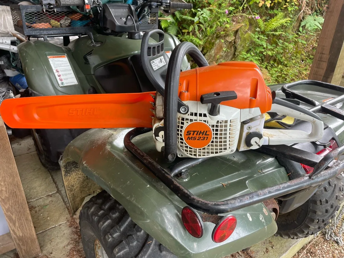 Stihl chainsaw - Image 1
