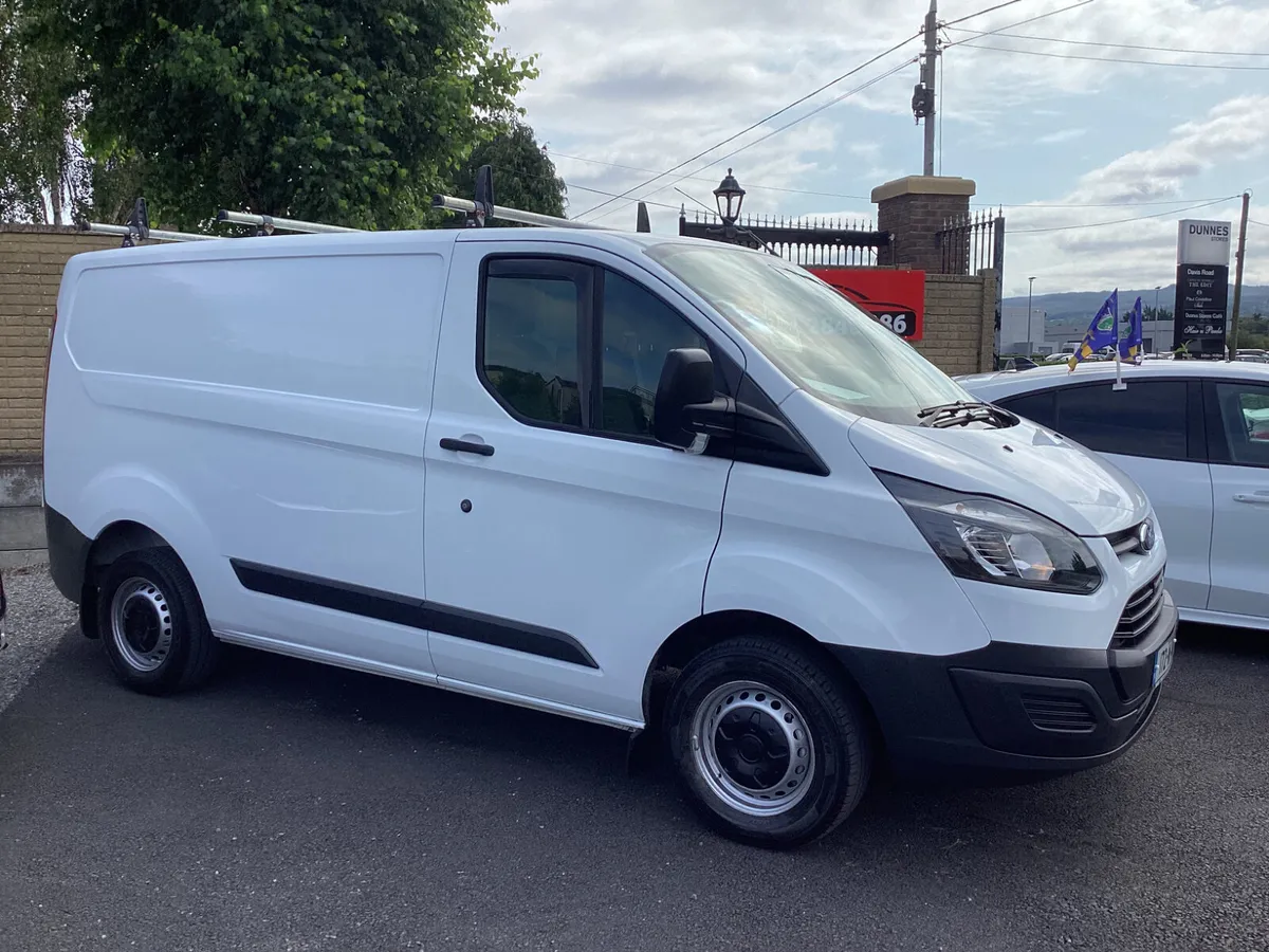 Ford Transit Custom ** ONLY 99KMS - Image 3