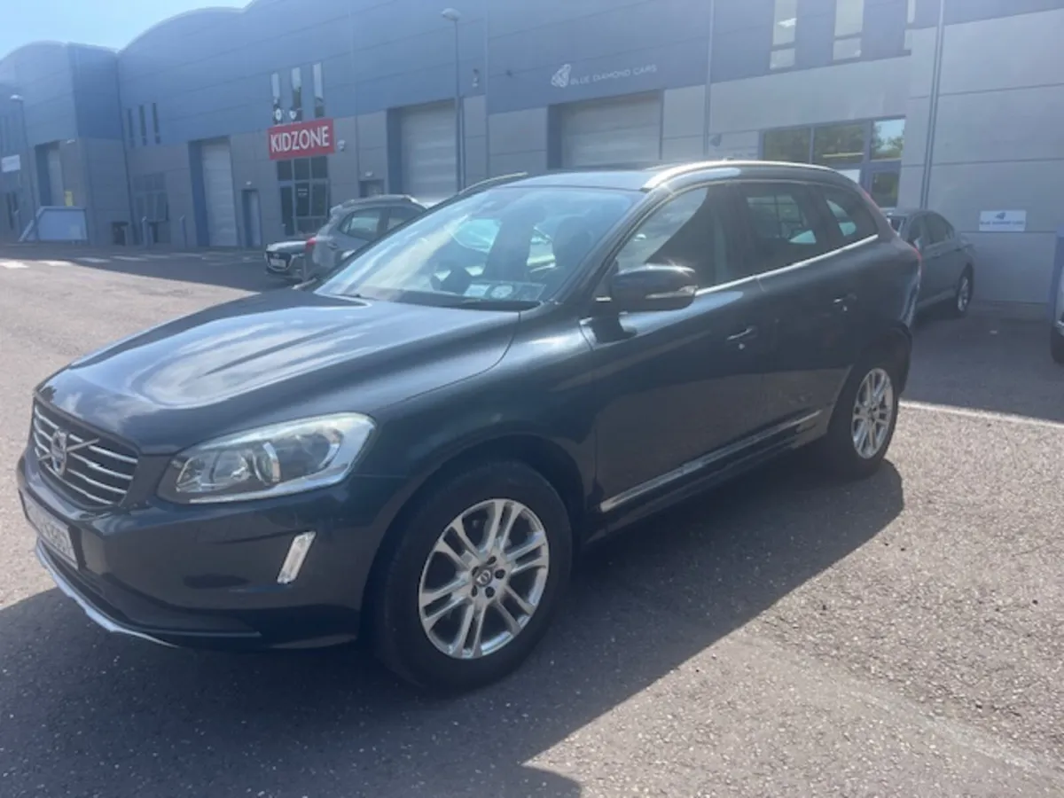 2.4D D4 SE LUXURY AWD 184 BHP AUTO - Image 3