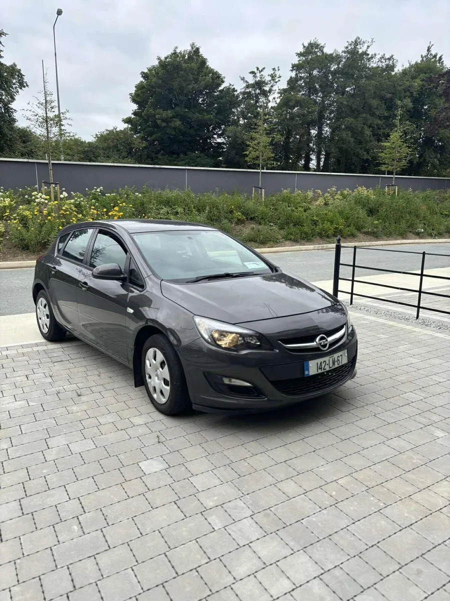 142 Opel Astra 1.3cdti New NCT 04/2026 - Image 1