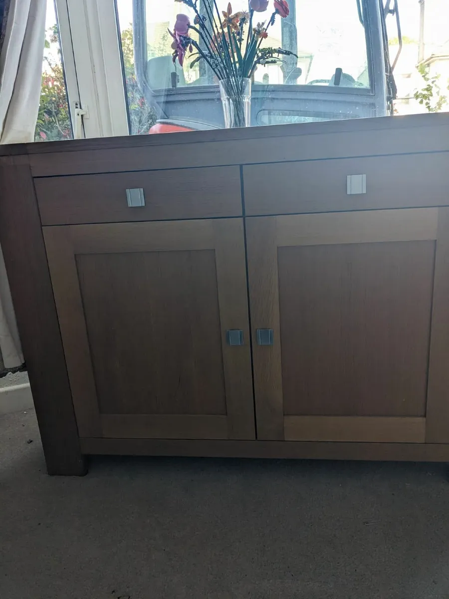 Oak sideboard - Image 1