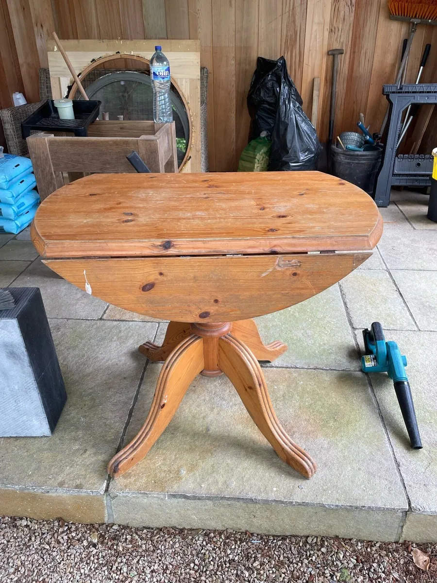 Pine table - Image 3