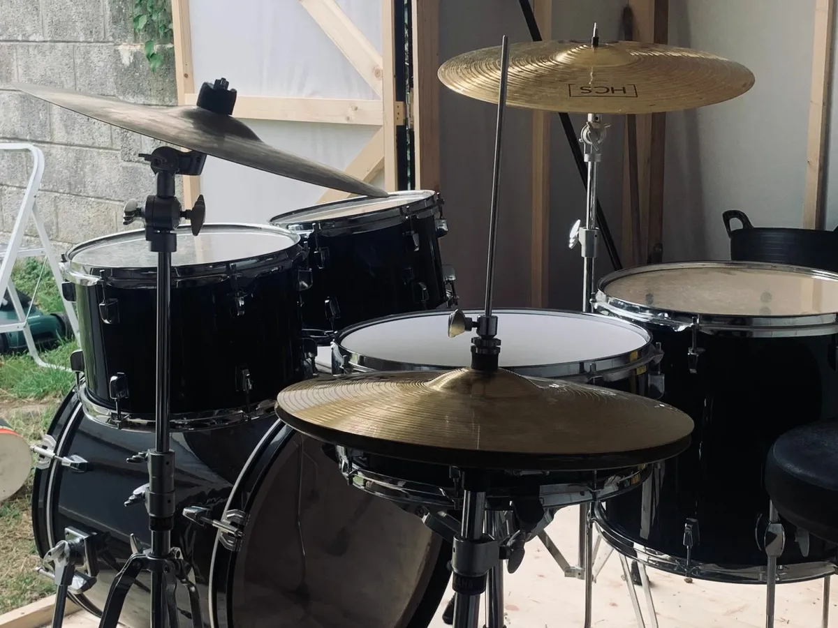 Yamaha acoustic drum kit. - Image 3