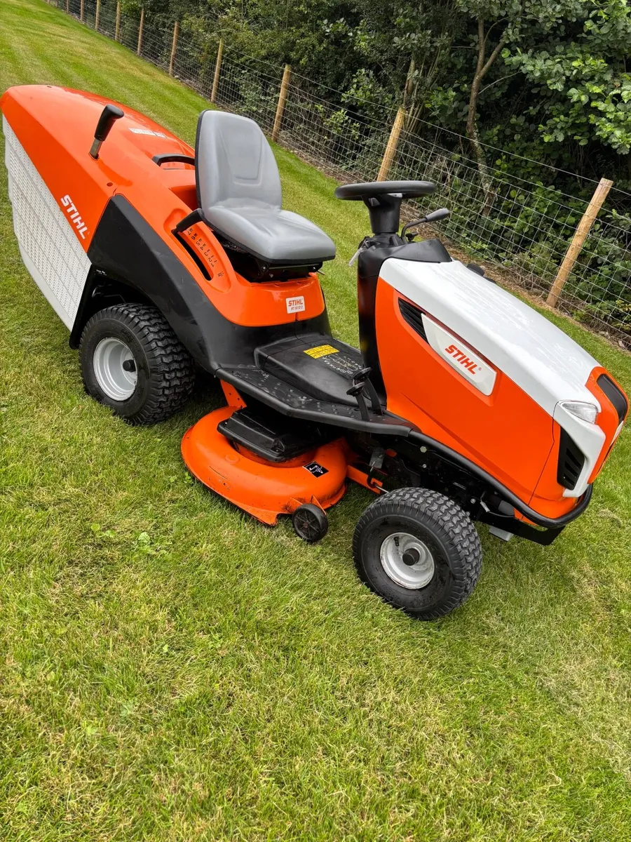 STIHL mt 5112 ride on Lawnmower - Image 1