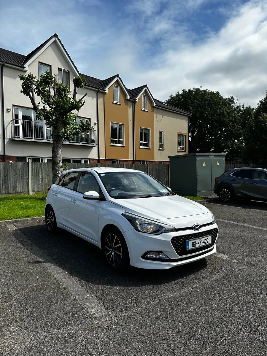 Hyundai i20 2016 - Image 2