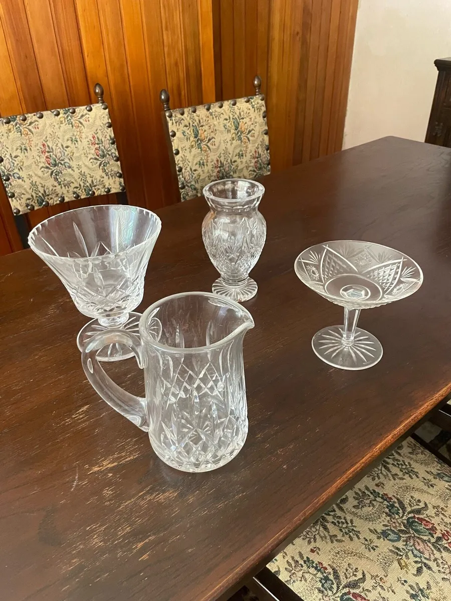 Waterford Crystal (€50 per set, €350 altogether) - Image 4