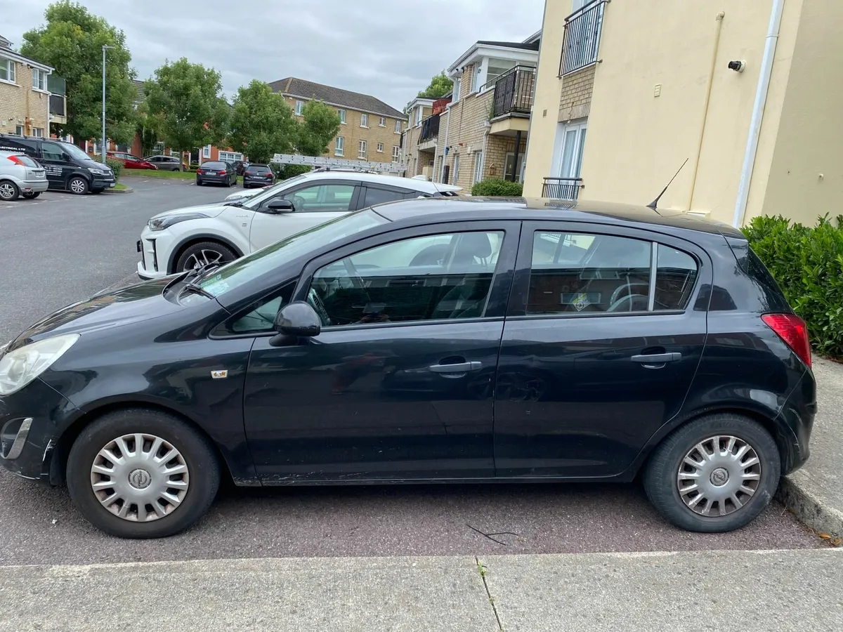 Opel Corsa 2012 - Image 2
