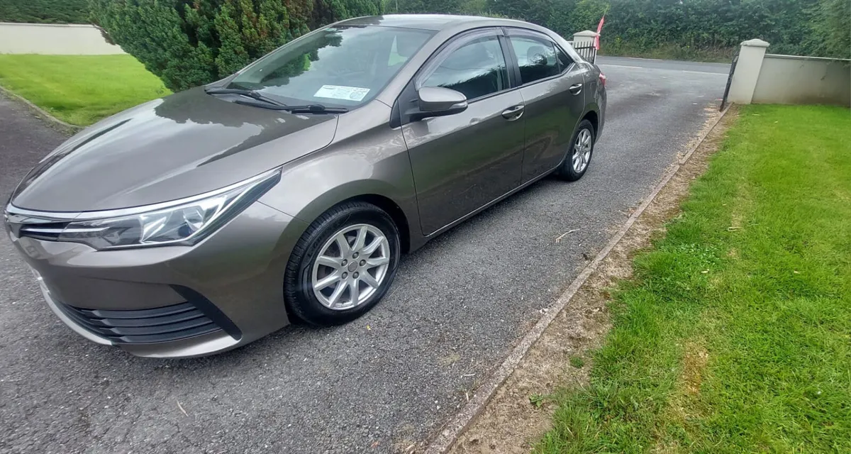 Toyota Corolla 2017 - Image 4