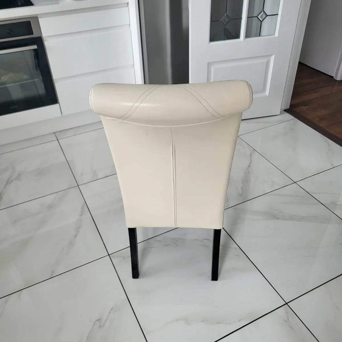 Dining room chairs - Image 2