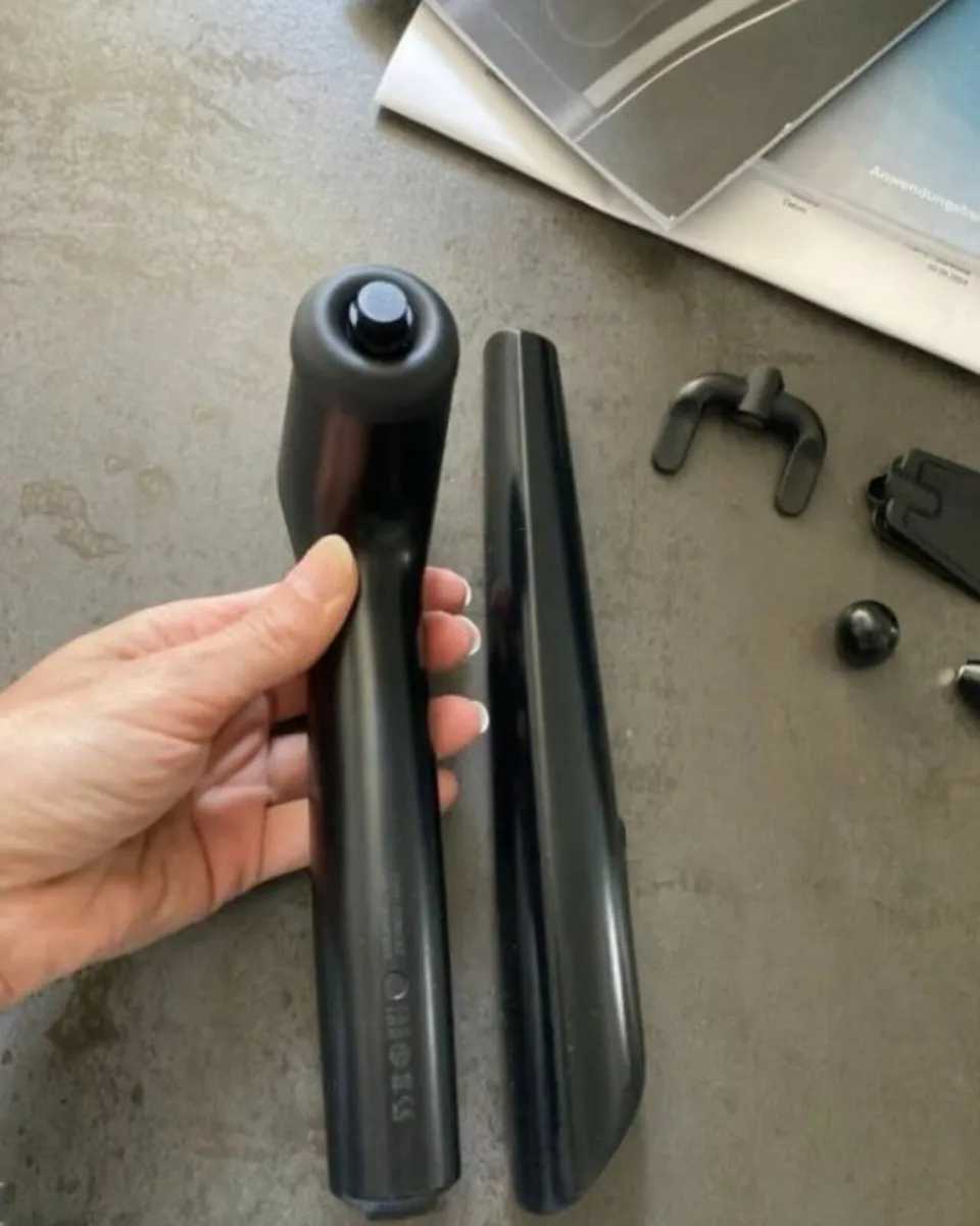 AS NOVAFON Power 2 Massager – Like New - Image 2