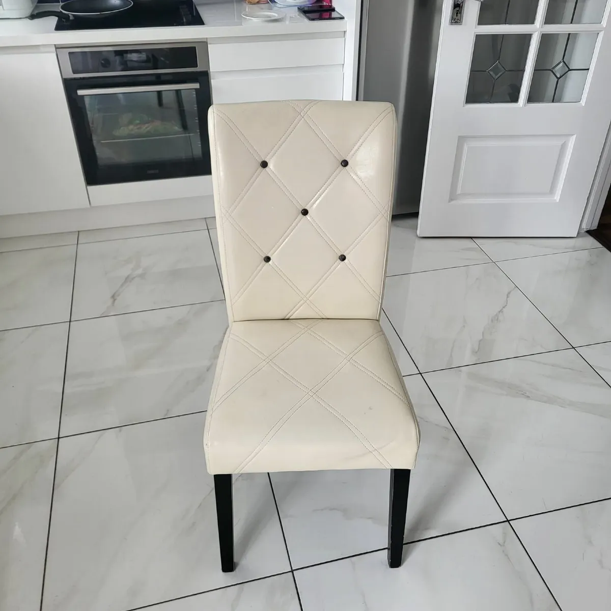 Dining room chairs - Image 4