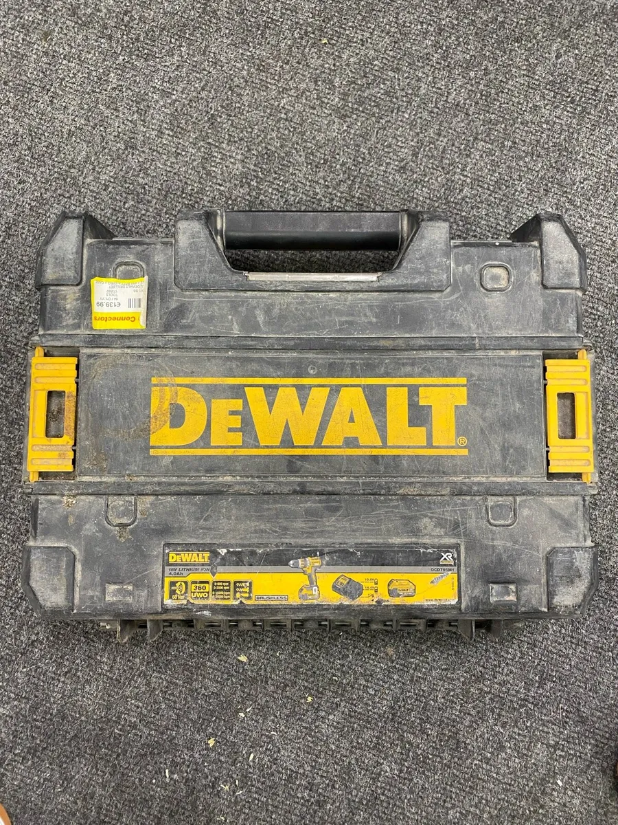 Dewalt Drill Set - Image 1