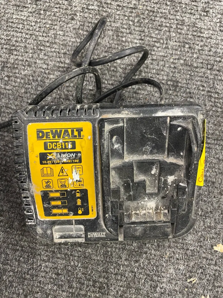 Dewalt Drill Set - Image 4