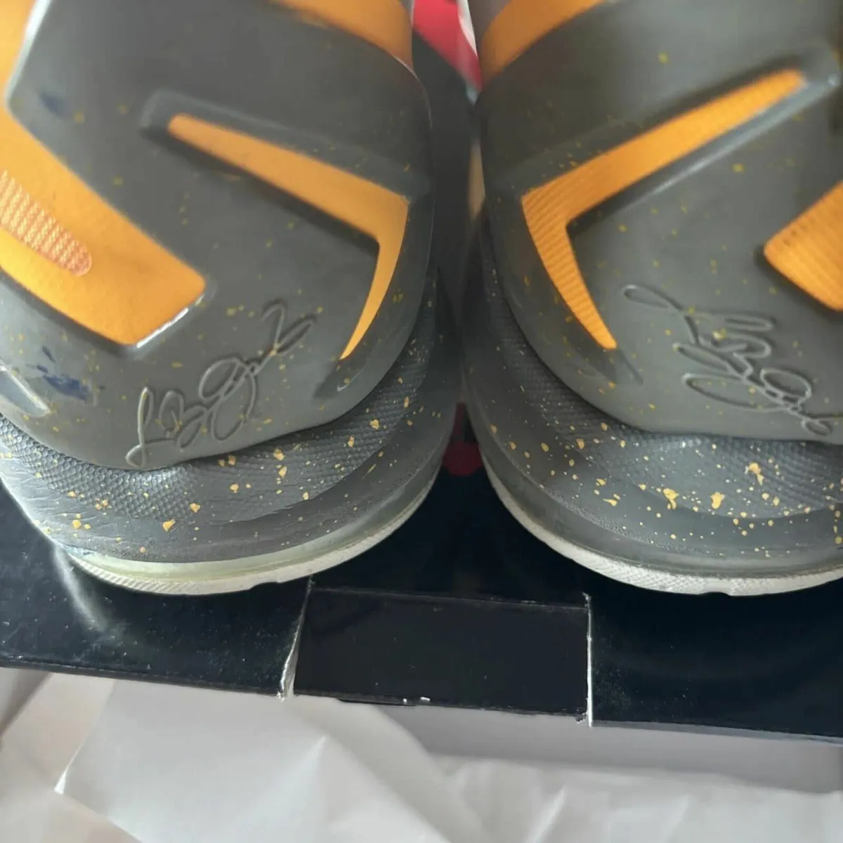 Nike Lebron 11 atomic orange - Image 4