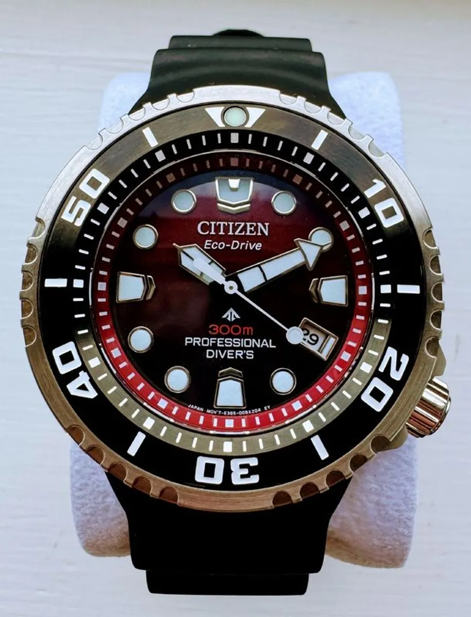 Citizen Promaster 300m Dive Watch BN1024-01Z (sapphire, red) - Image 1