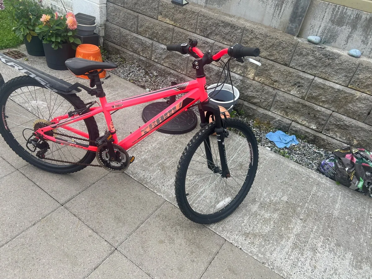 Girls bike - Image 2