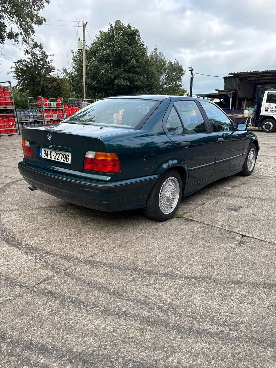 Bmw 318i - Image 4