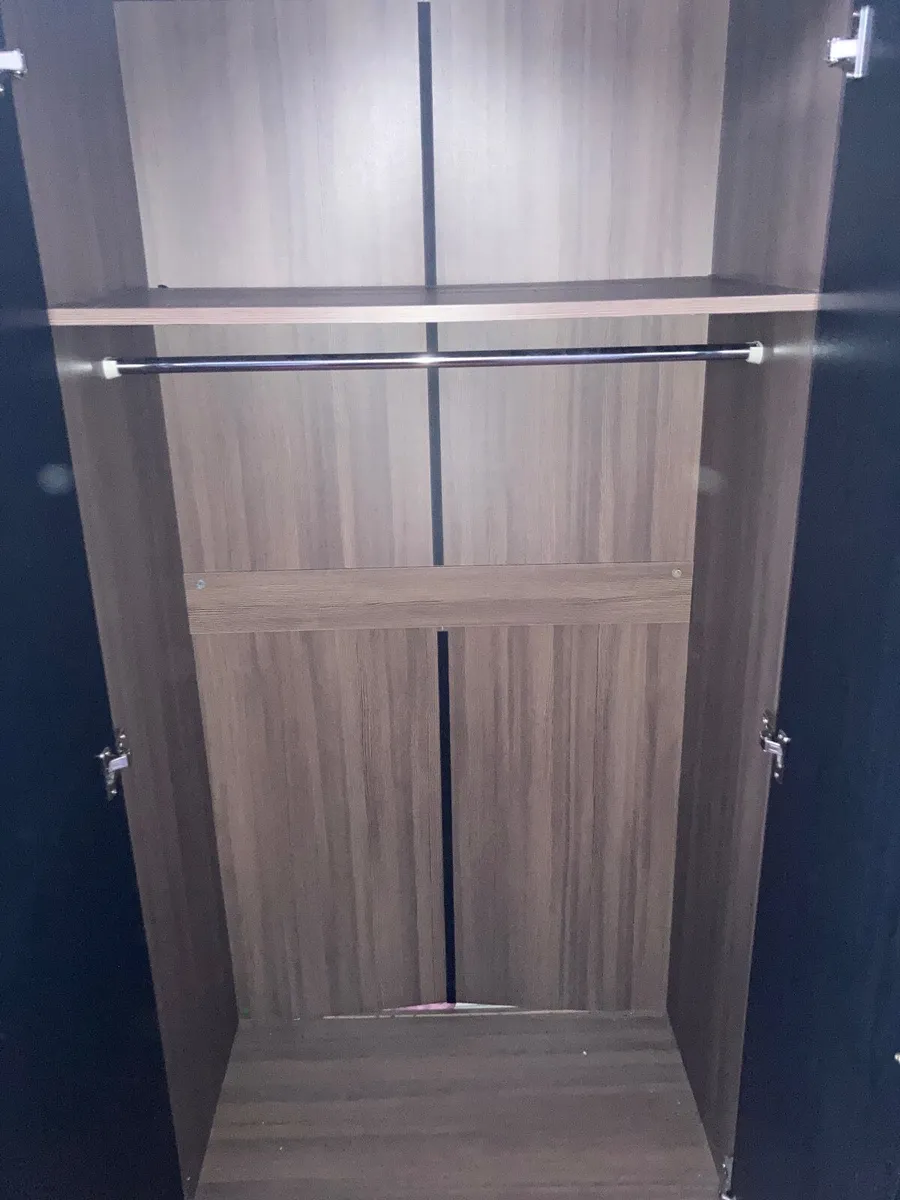 Wardrobe - Image 2