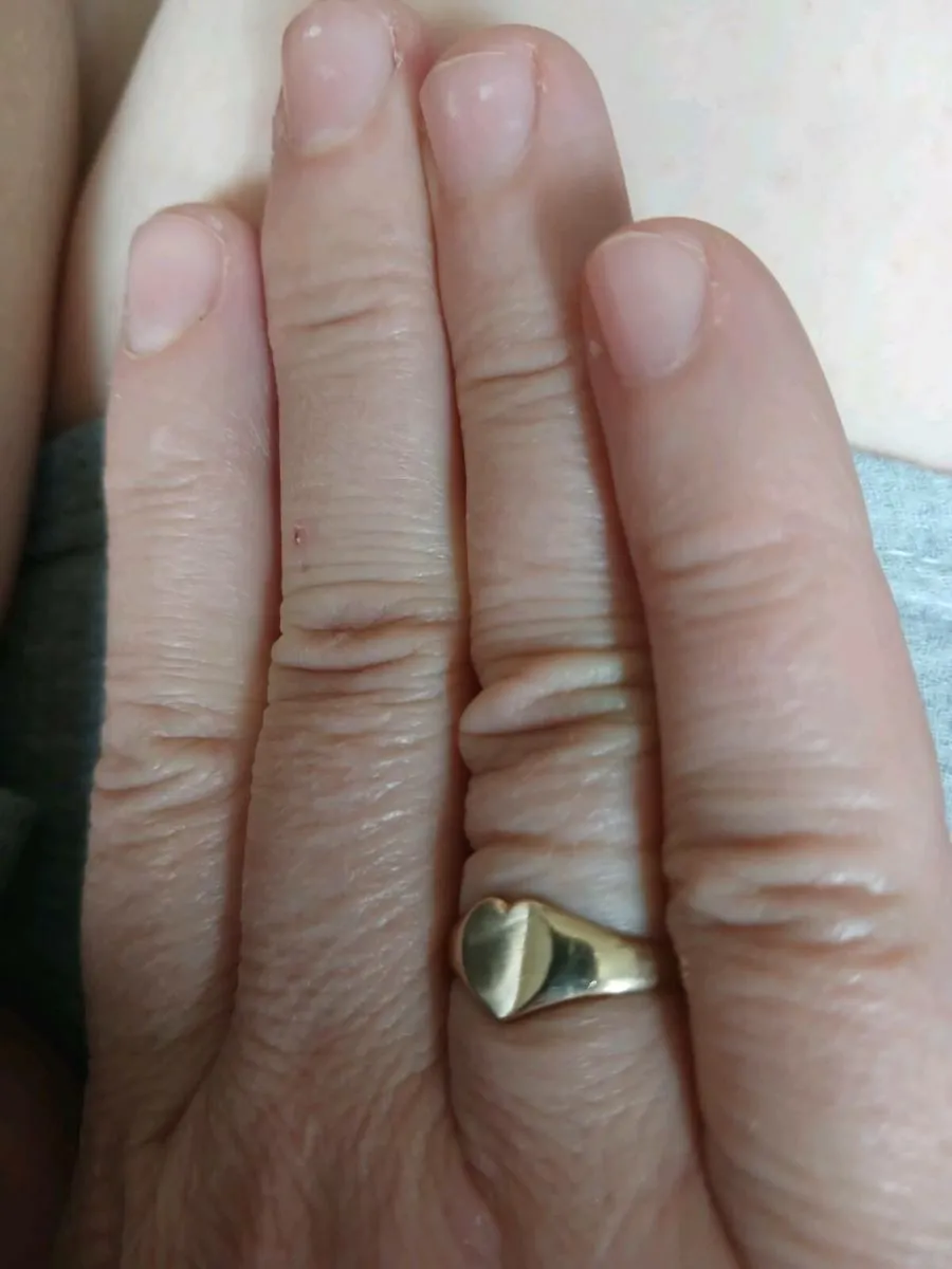 9ct gold ring - Image 4