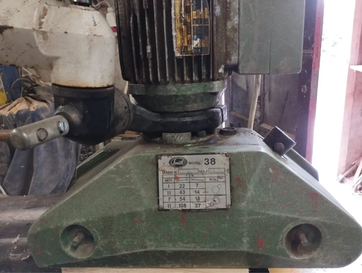 Power feed for spindle mould - Image 3