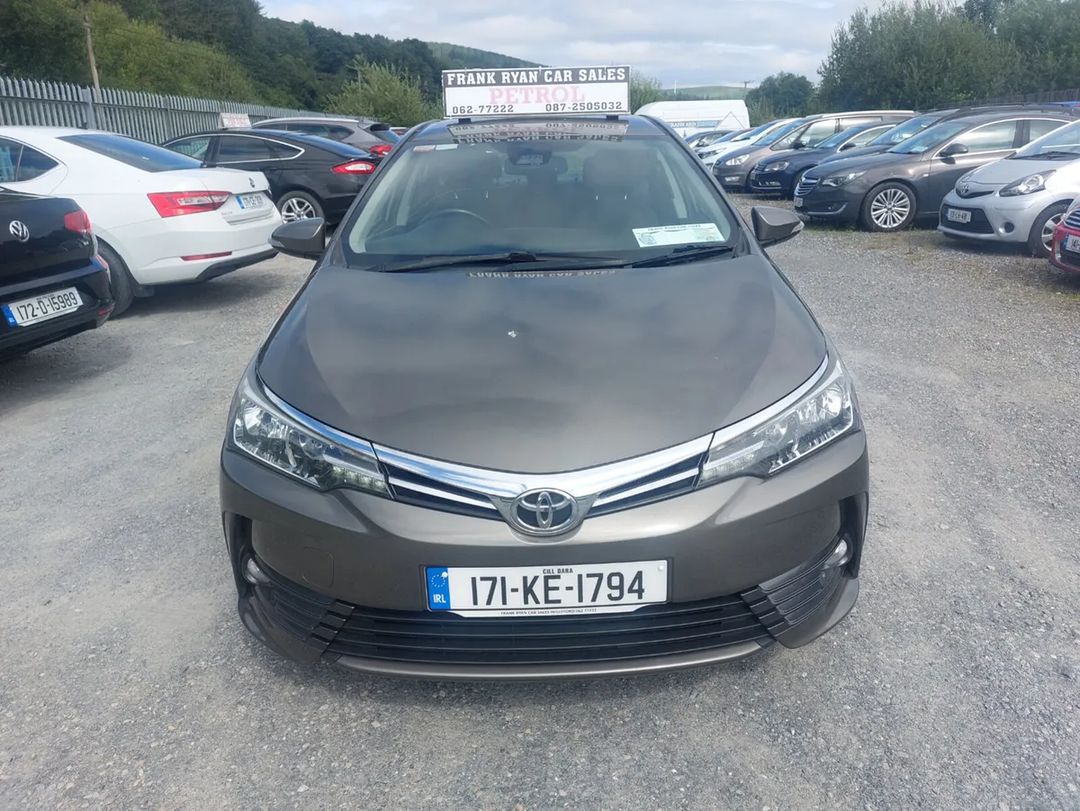 Toyota Corolla 2017 - Image 1