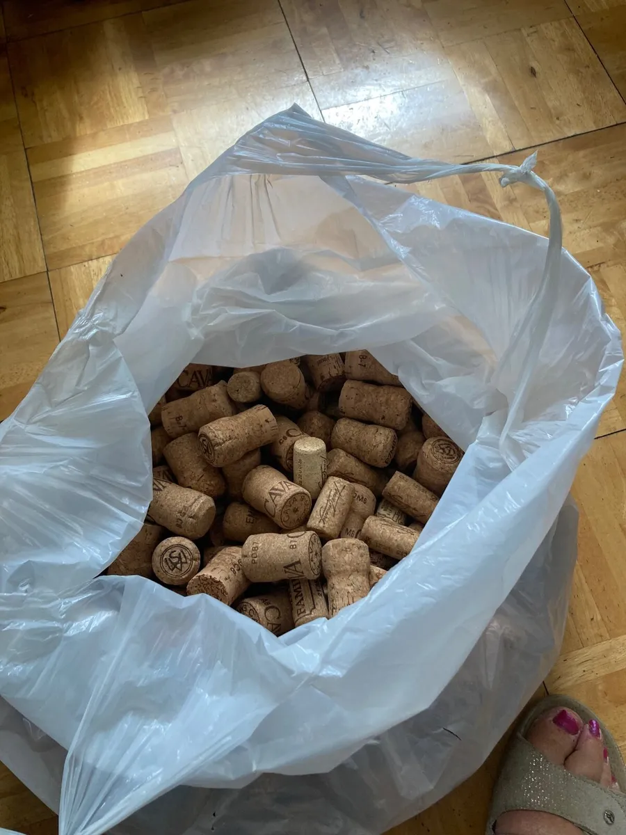 Wine corks - Image 2