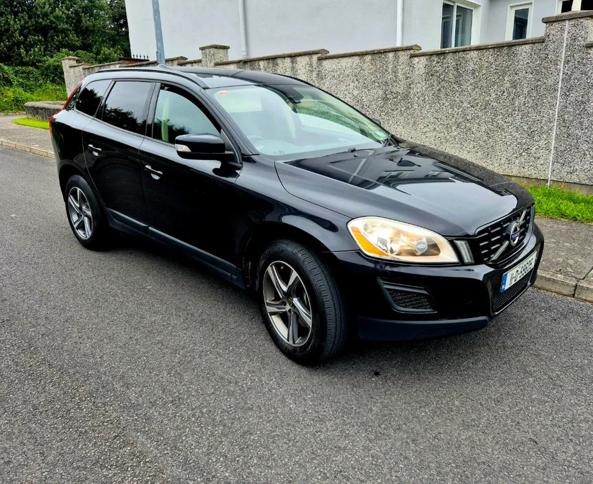 2011 VOLVO XC60 (NEW NCT) - Image 2