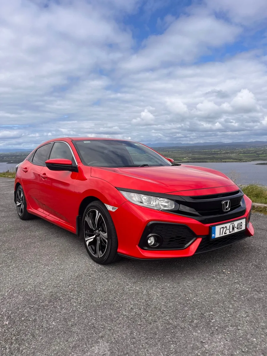 Honda Civic 2017 - Image 1
