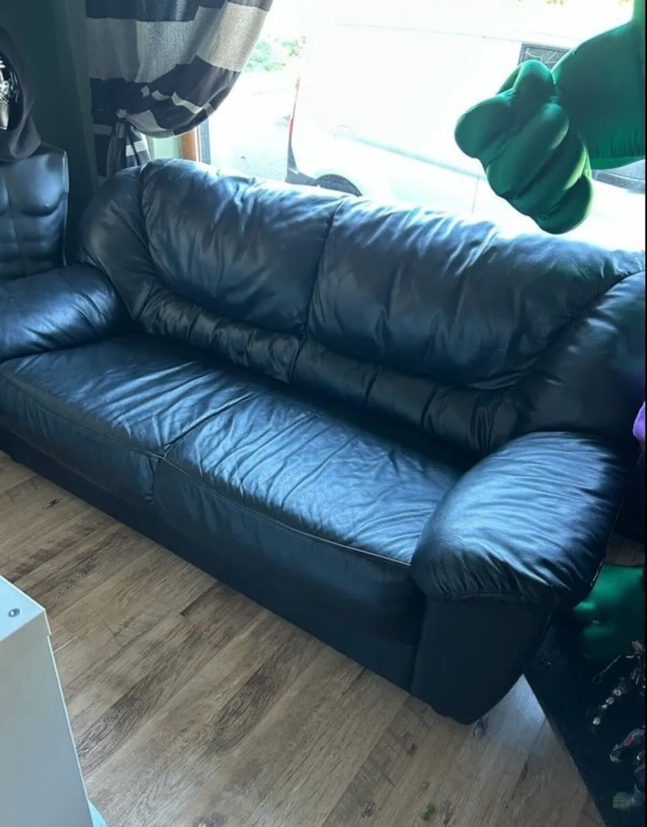 Genuine leather sofa - Image 1