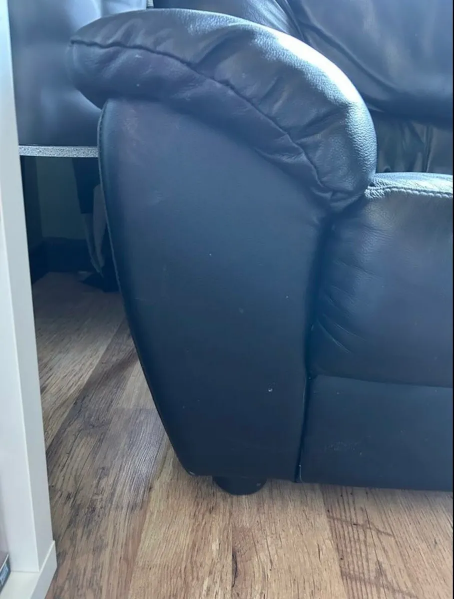 Genuine leather sofa - Image 2