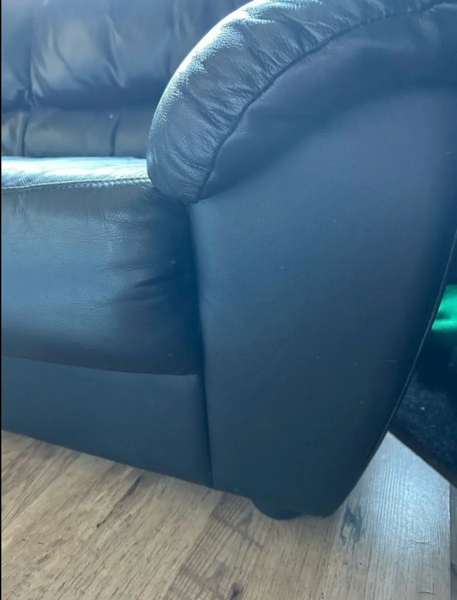 Genuine leather sofa - Image 3
