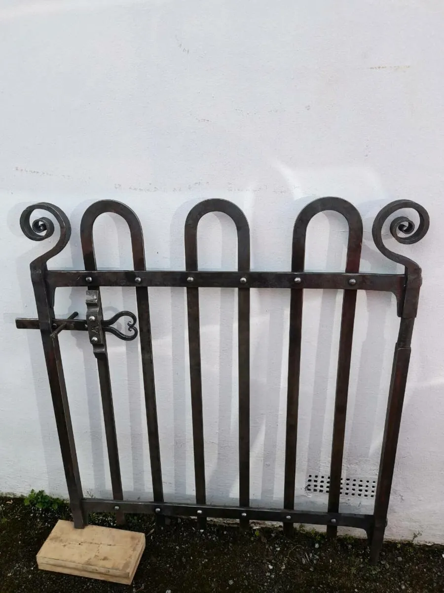 Traditional handmade - Blacksmith gates - Image 4