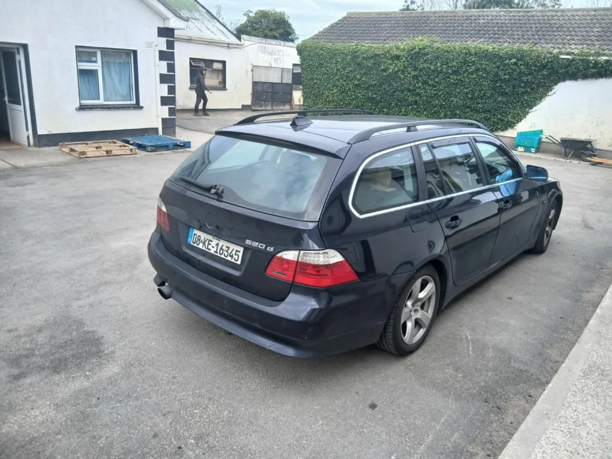 BMW 520D Touring NCT 01/26 - Image 1