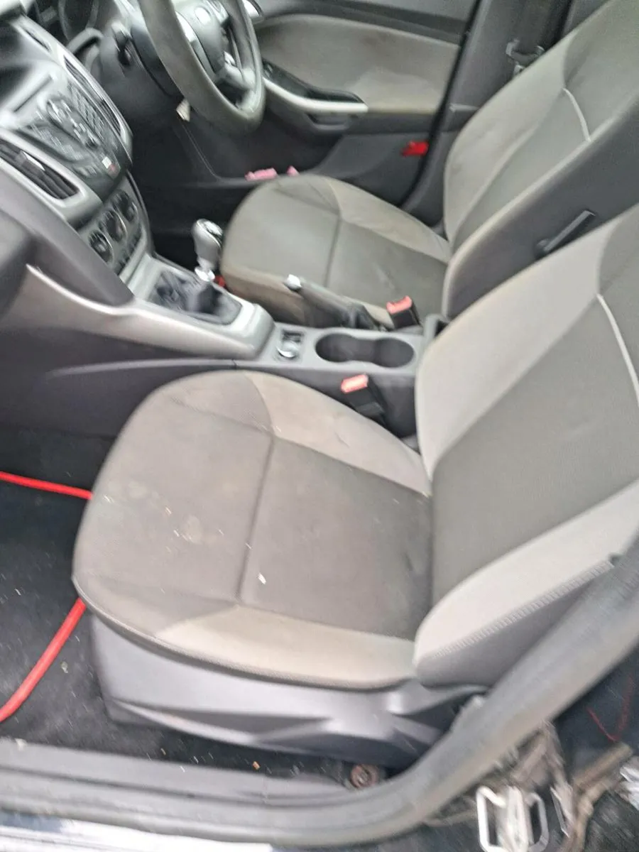 Ford focus - Image 4