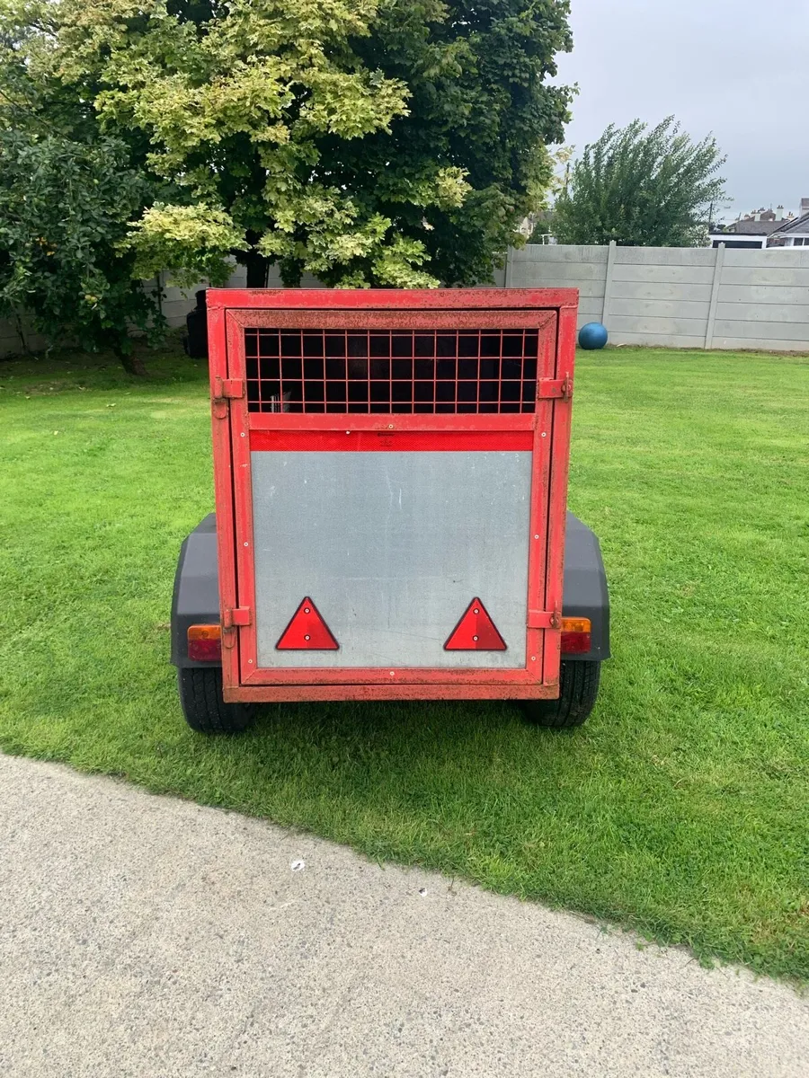 Dog Trailer - Image 1