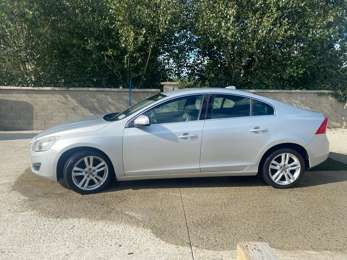 2013 Volvo s60 2.0 diesel - Image 3