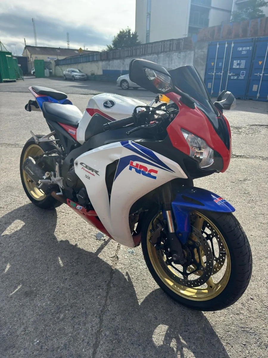 Motorcycle - Image 2