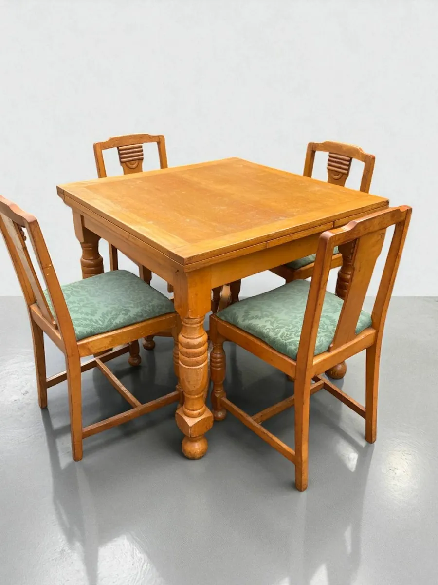 Vintage Table and Chairs x 4 - Extending - Image 2