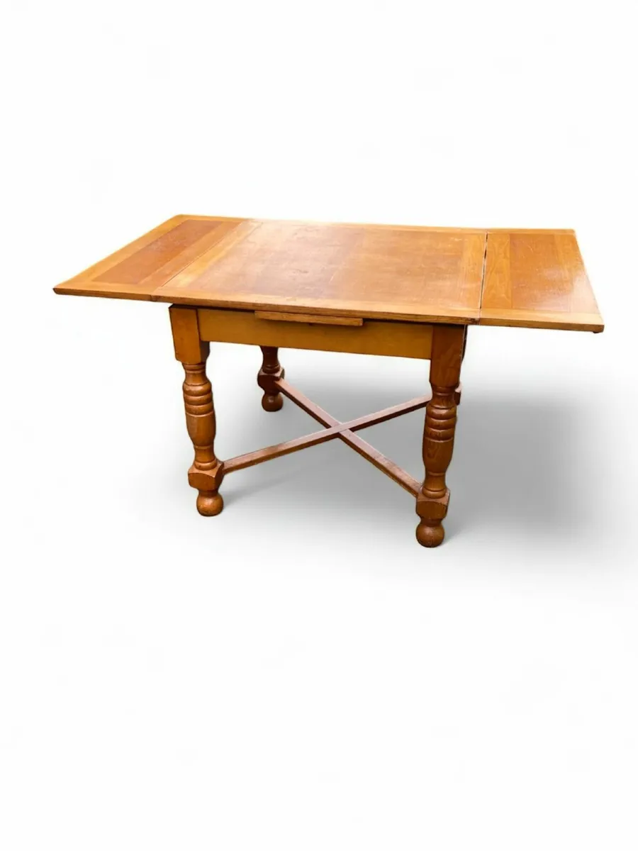 Antique Dining Table - Extending - Image 1
