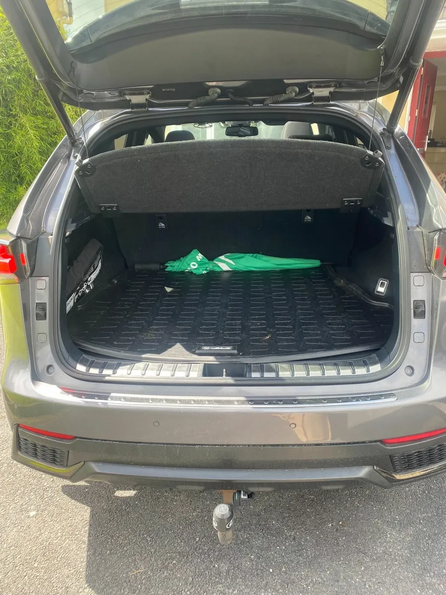 Lexus NX 2018 - Image 3