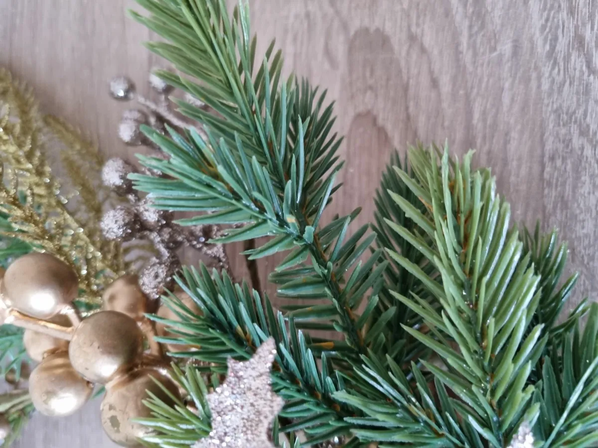 Natural gold berry garland 150cm - NEW - Image 2