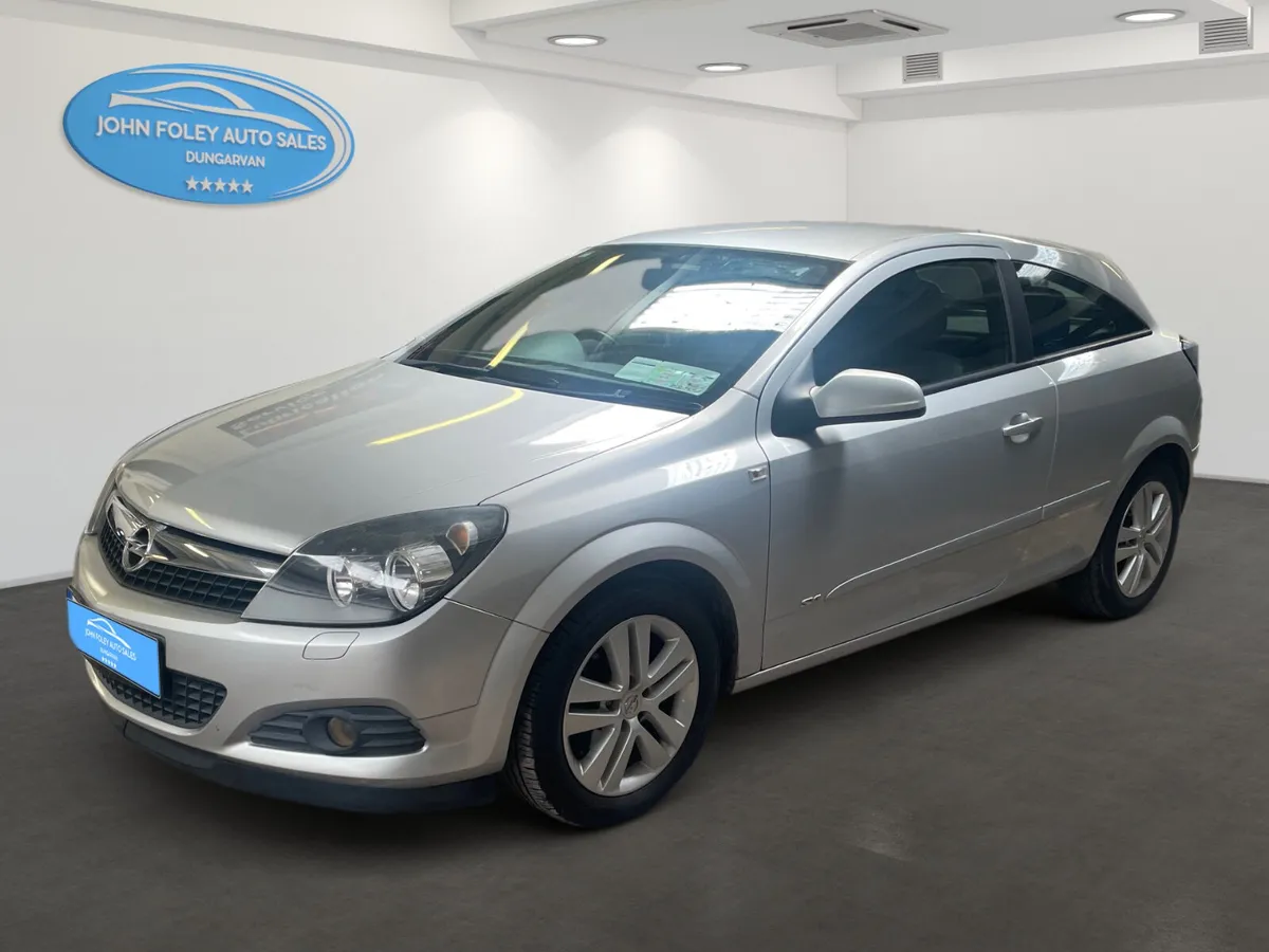 2010-Opel-Astra 1.4 SXI-3 door - Image 1